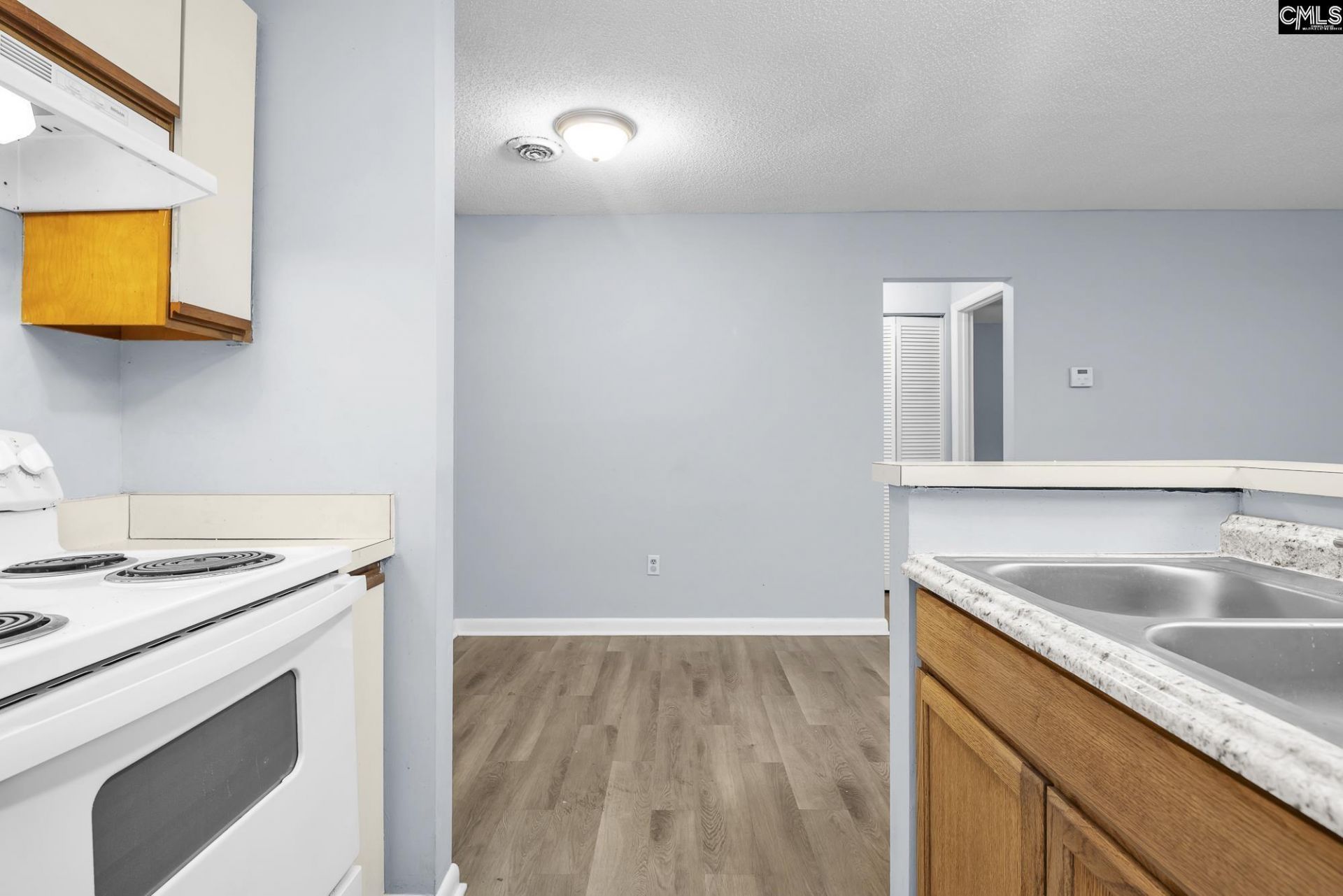 1211 Metze Road  Photo 9
