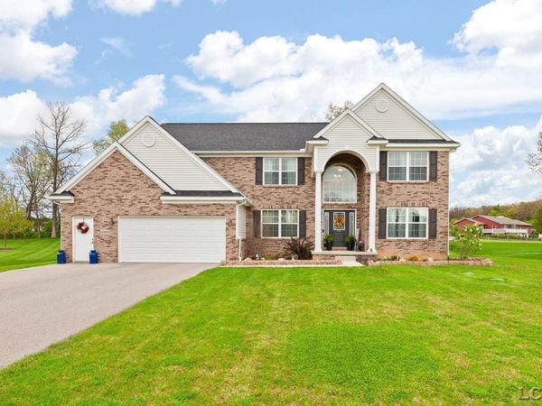 4563 Kelsey , Adrian, MI 49221