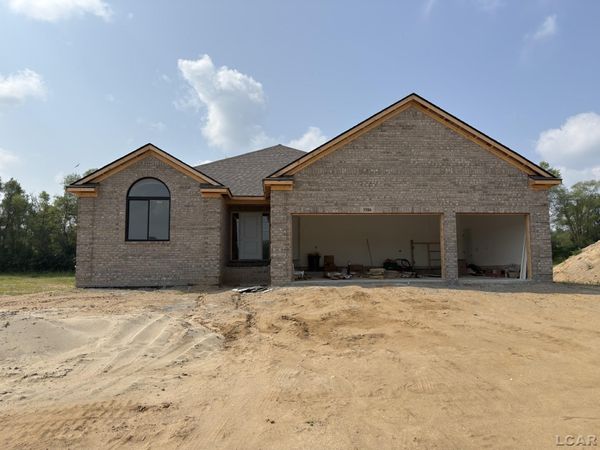 3586 Serra, Tecumseh, MI 49286