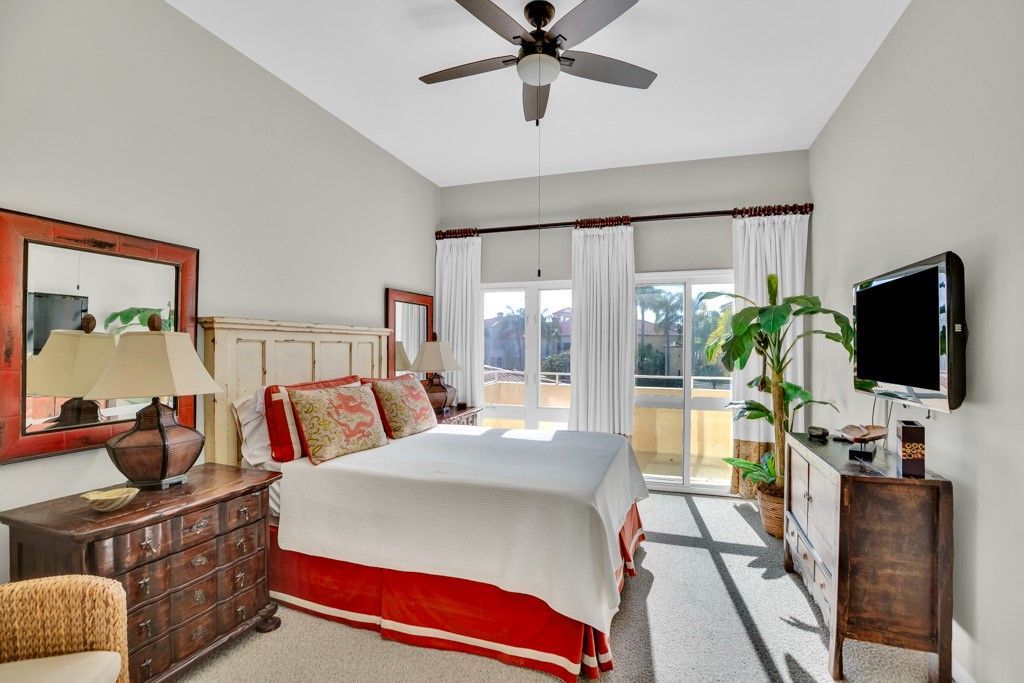 5040 Harmony Circle, Unit 201, Vero Beach, FL 32967 Photo