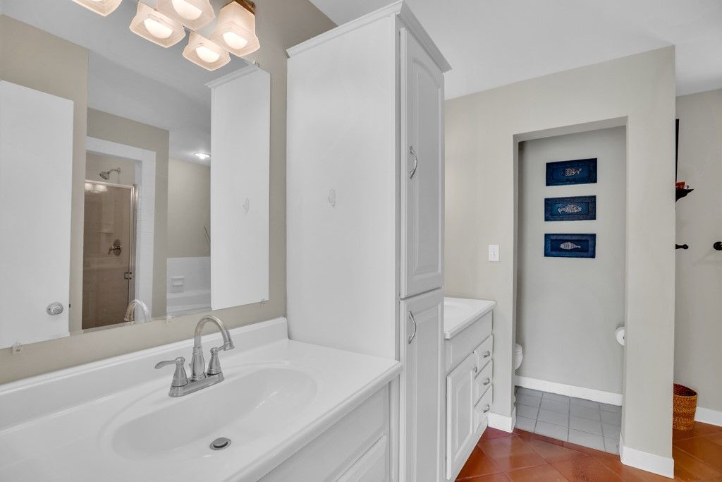 5040 Harmony Circle, Unit 201, Vero Beach, FL 32967 Photo
