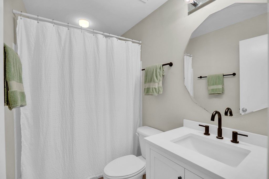 5040 Harmony Circle, Unit 201, Vero Beach, FL 32967 Photo