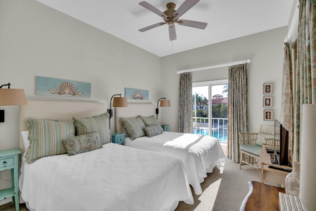 5040 Harmony Circle, Unit 201, Vero Beach, FL 32967 Photo