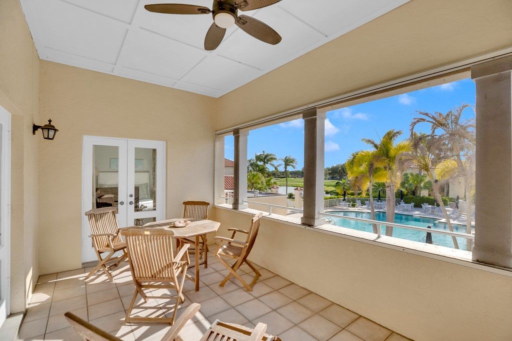 5040 Harmony Circle, Unit 201, Vero Beach, FL 32967 Photo
