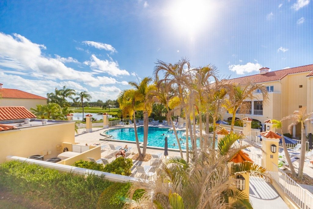 5040 Harmony Circle, Unit 201, Vero Beach, FL 32967 Photo