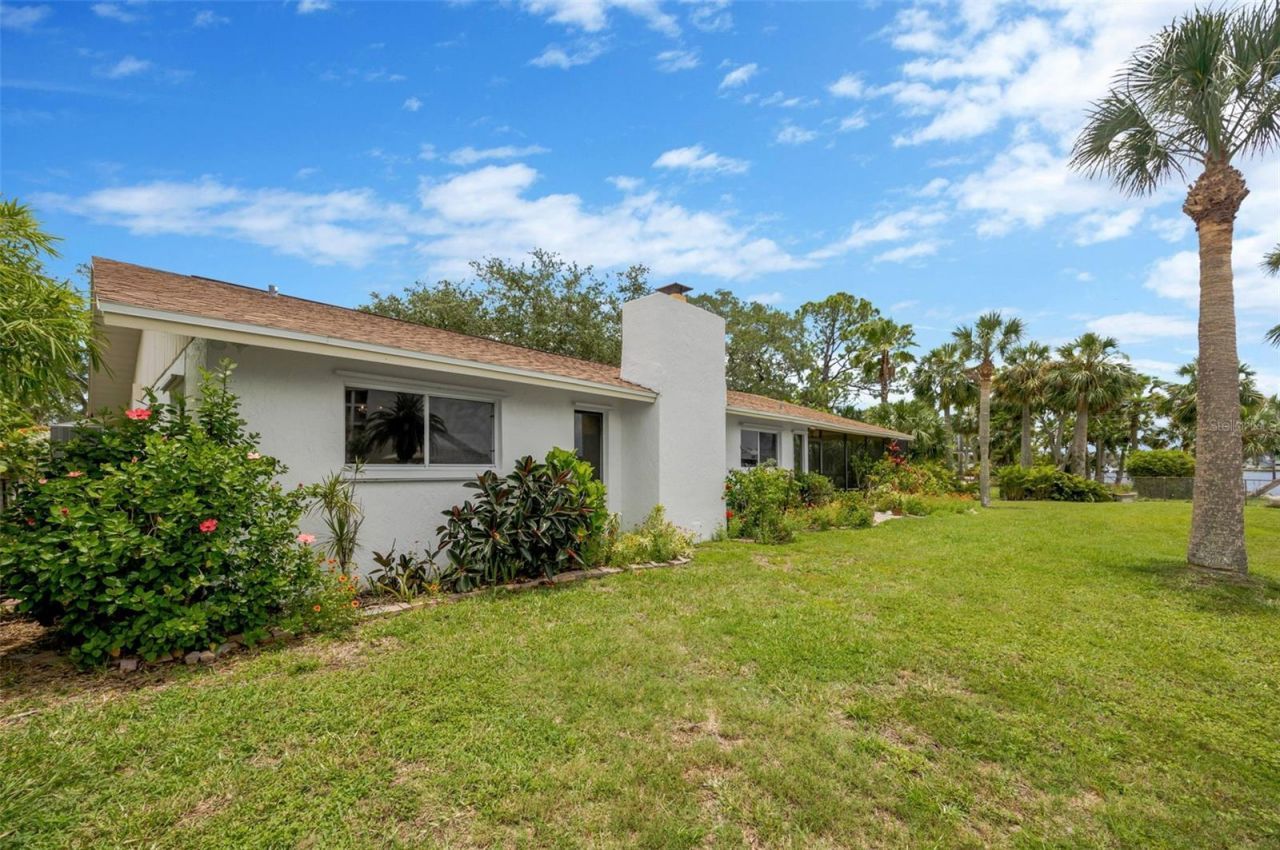 8143 Channel Drive , Port Richey, FL 34668 Photo