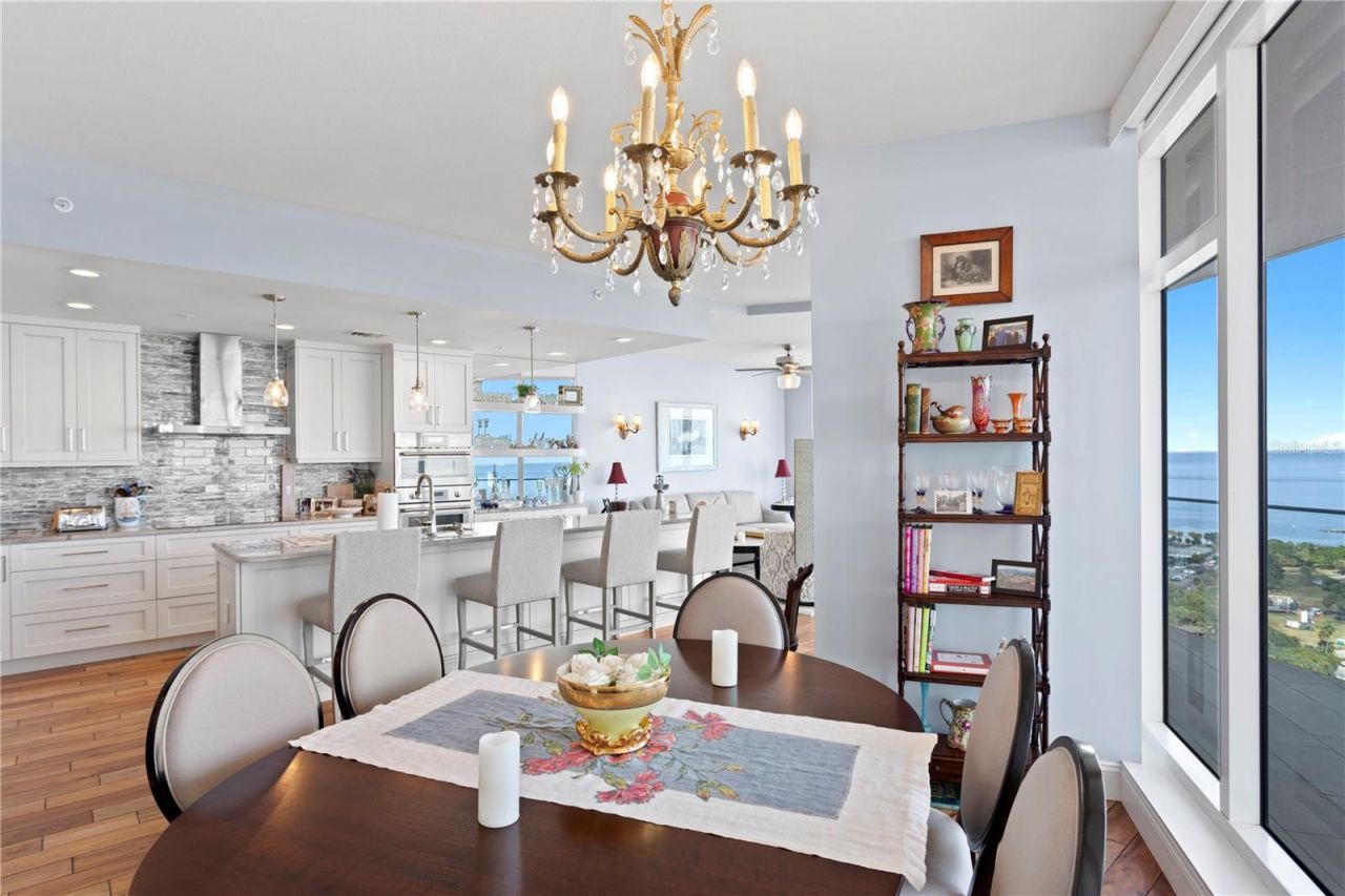 175 1st Street S, Unit 2307, Saint Petersburg, FL 33701 Photo