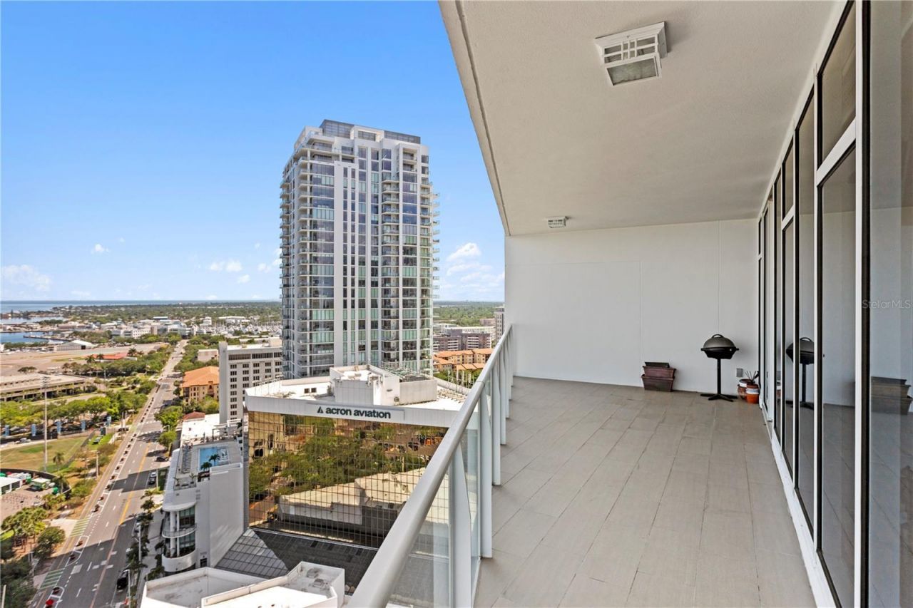 175 1st Street S, Unit 2307, Saint Petersburg, FL 33701 Photo