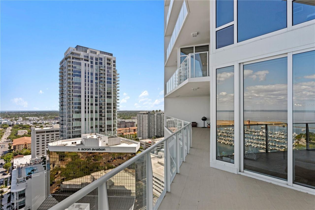 175 1st Street S, Unit 2307, Saint Petersburg, FL 33701 Photo