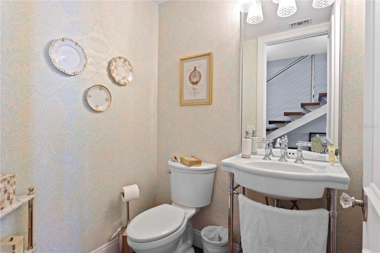 175 1st Street S, Unit 2307, Saint Petersburg, FL 33701 Photo