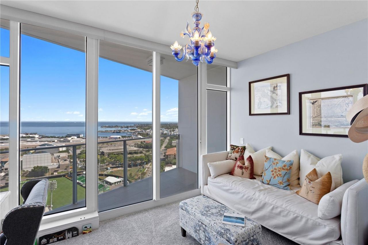 175 1st Street S, Unit 2307, Saint Petersburg, FL 33701 Photo