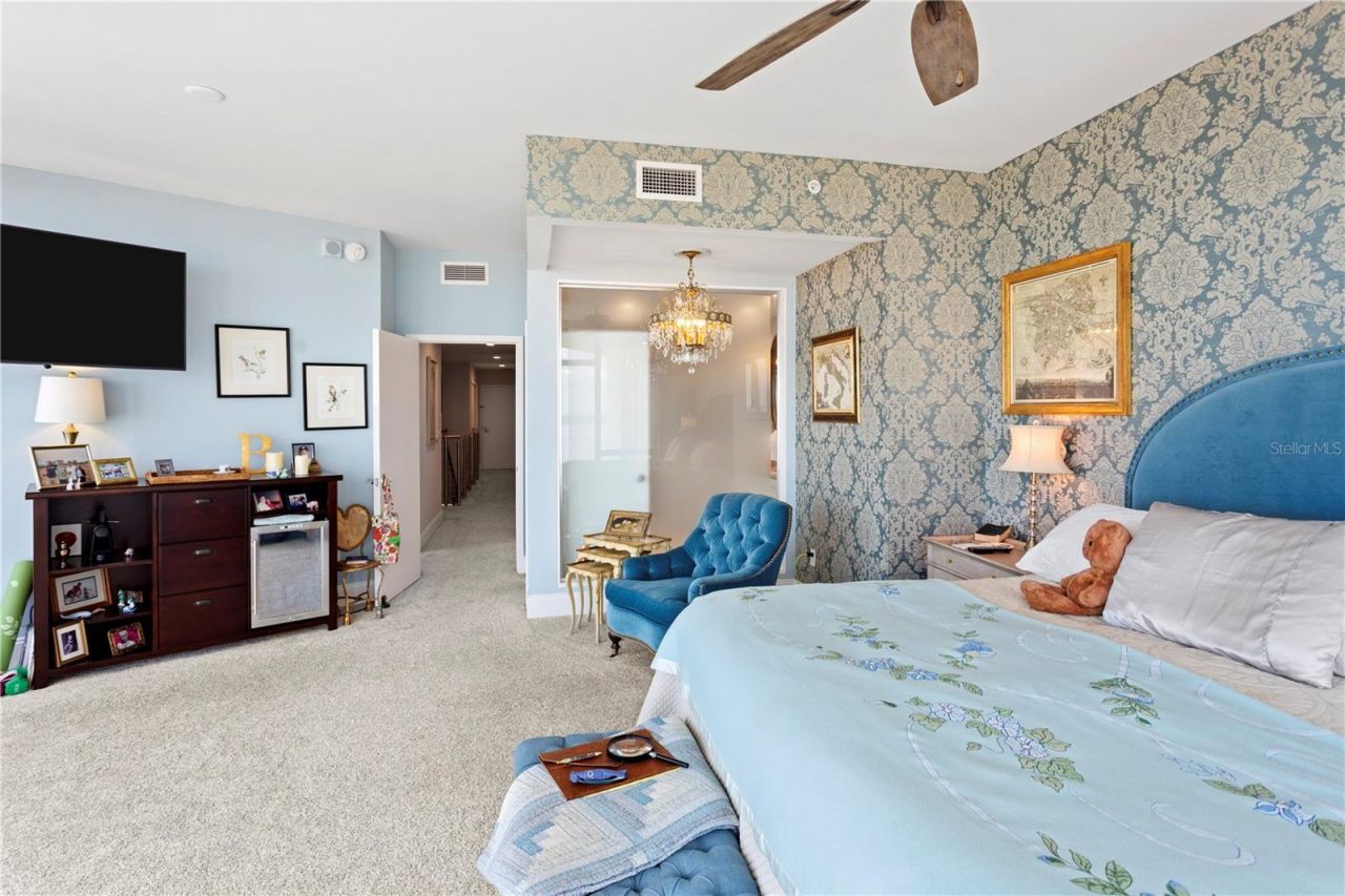 175 1st Street S, Unit 2307, Saint Petersburg, FL 33701 Photo