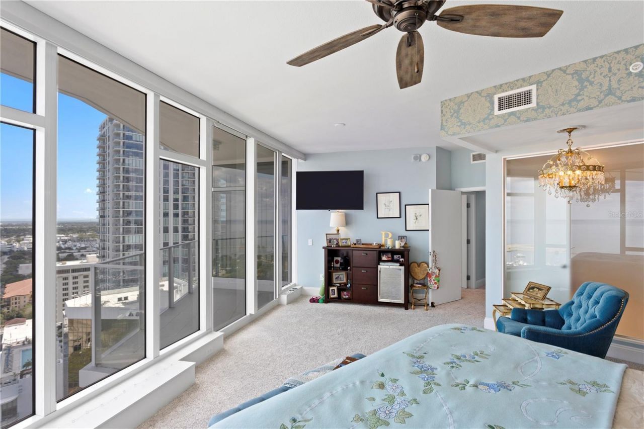 175 1st Street S, Unit 2307, Saint Petersburg, FL 33701 Photo