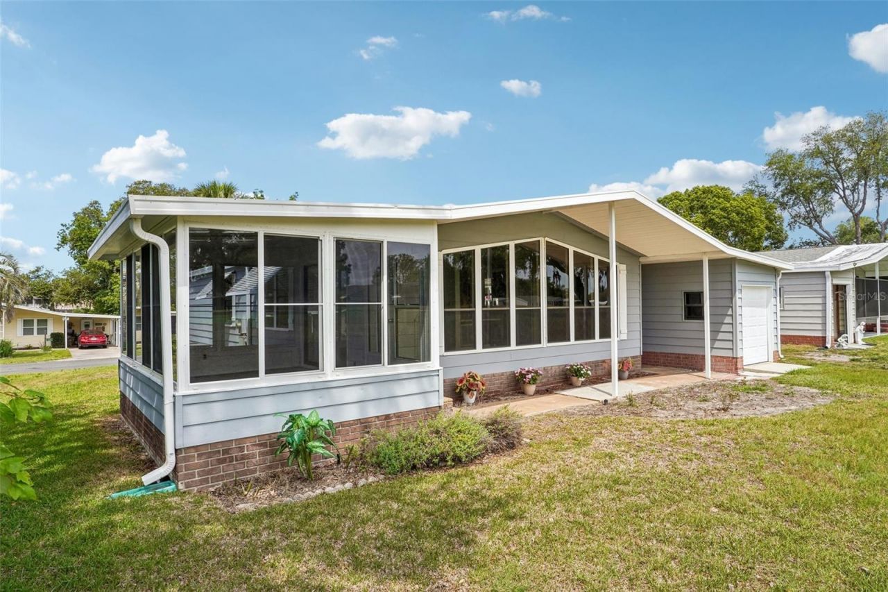 1616 W Schwartz Boulevard, The Villages, FL 32159 Photo