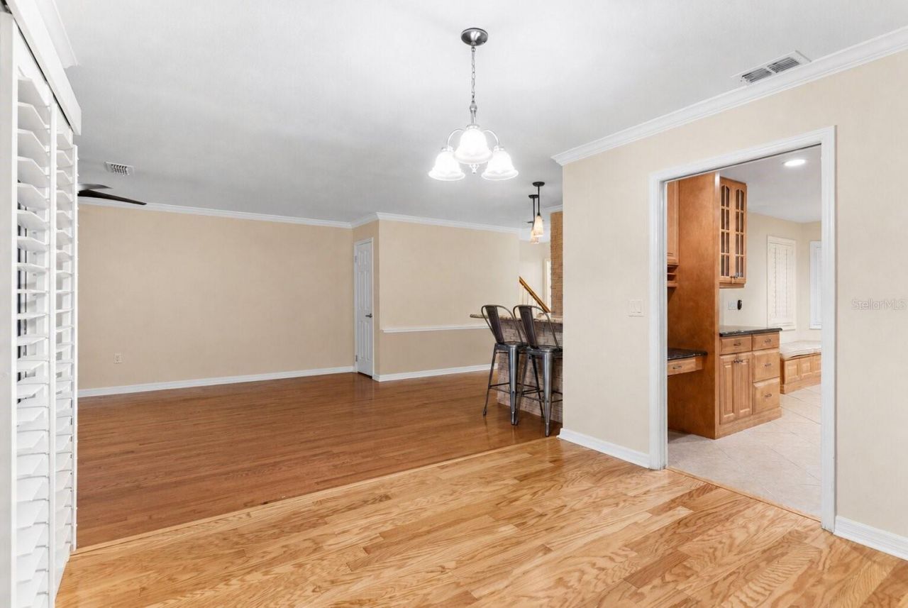 618 Maple Oak Circle, Unit 108, Altamonte Springs, FL 32701 Photo