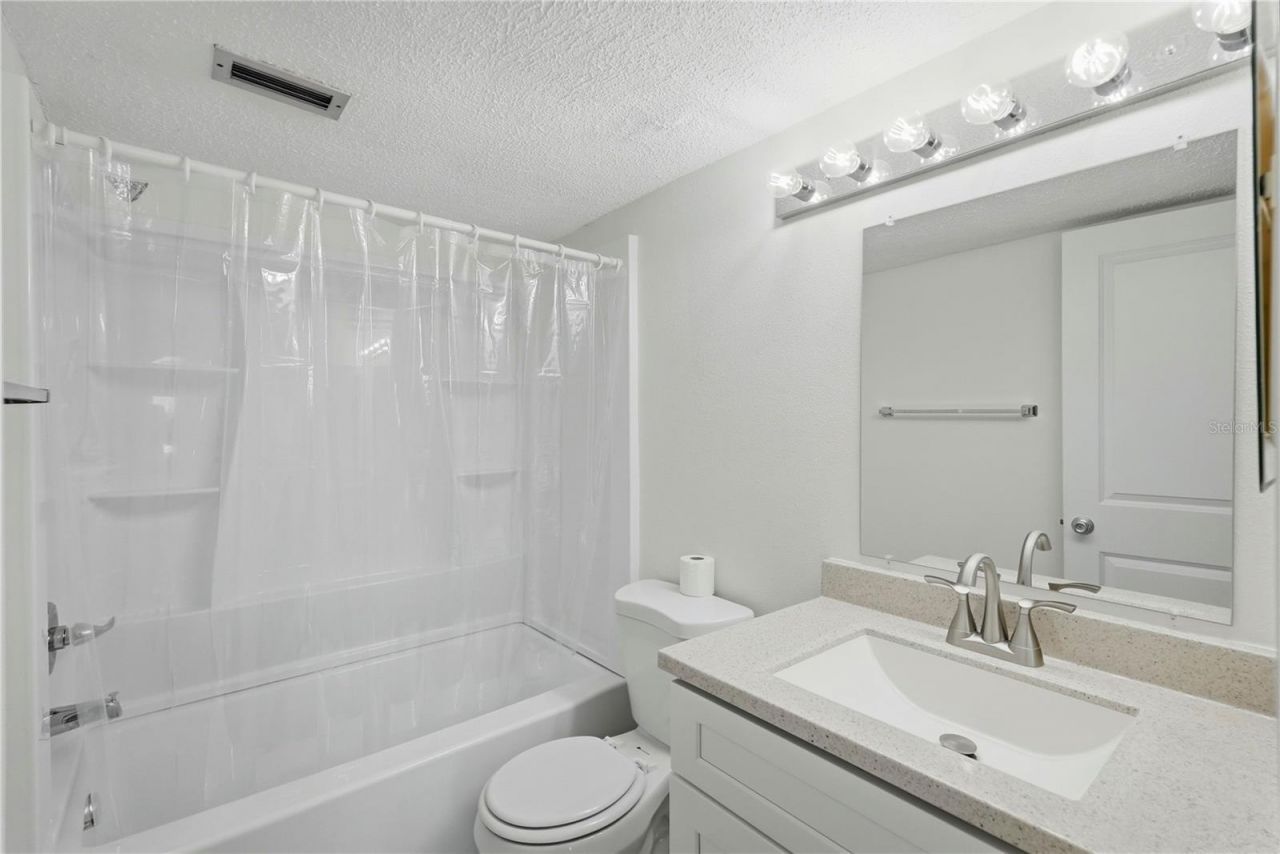 724 115 Avenue N, Unit 2205, Saint Petersburg, FL 33716 Photo