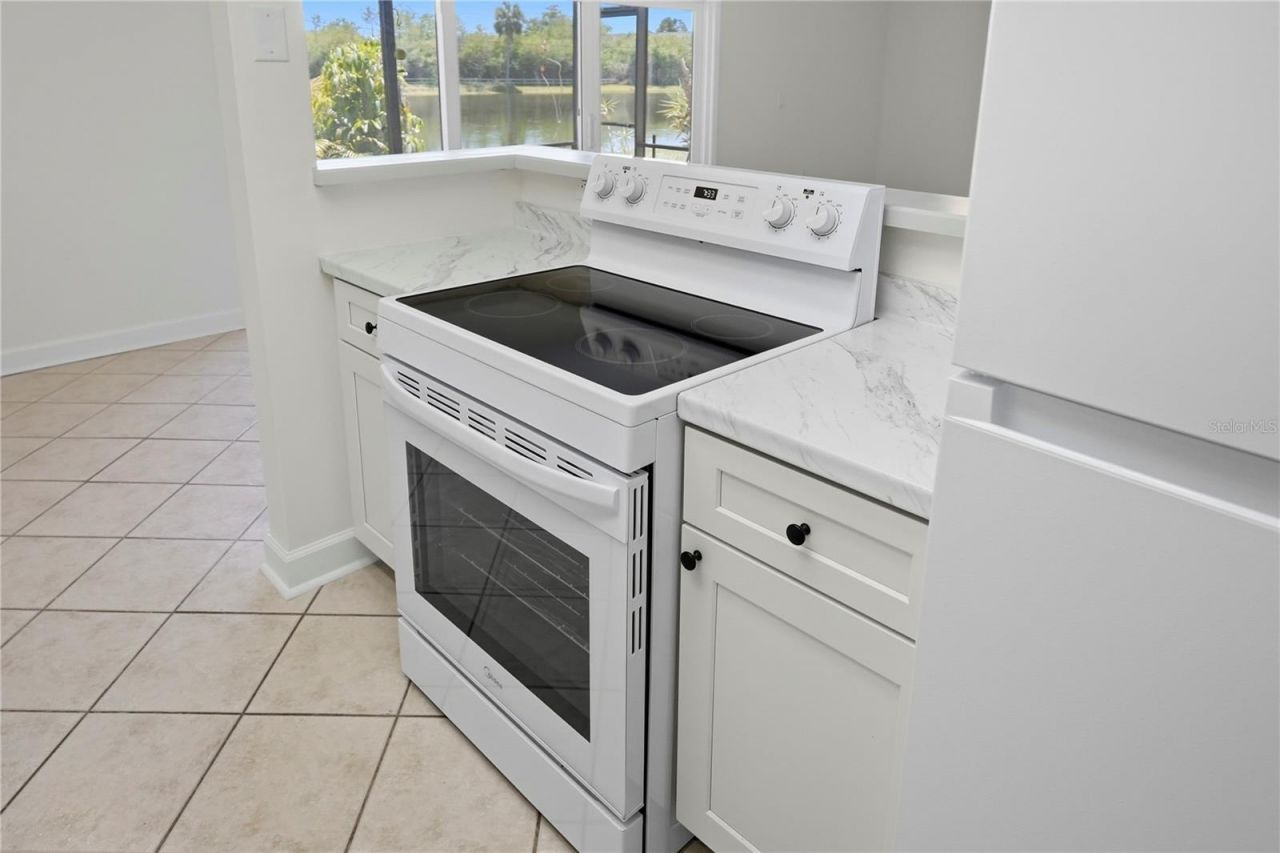 724 115 Avenue N, Unit 2205, Saint Petersburg, FL 33716 Photo