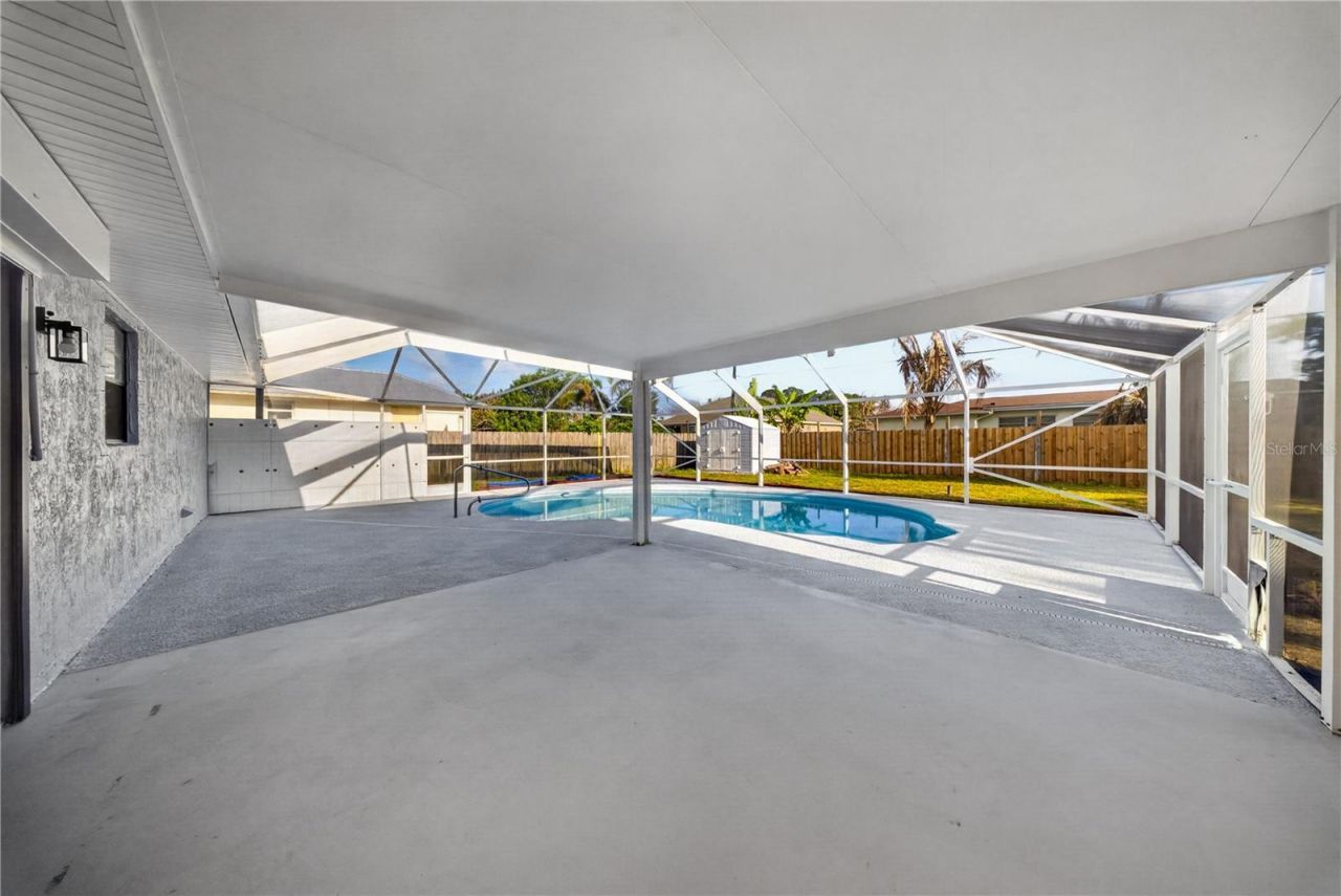 214 SE Duval Avenue , Port Saint Lucie, FL 34983 Photo