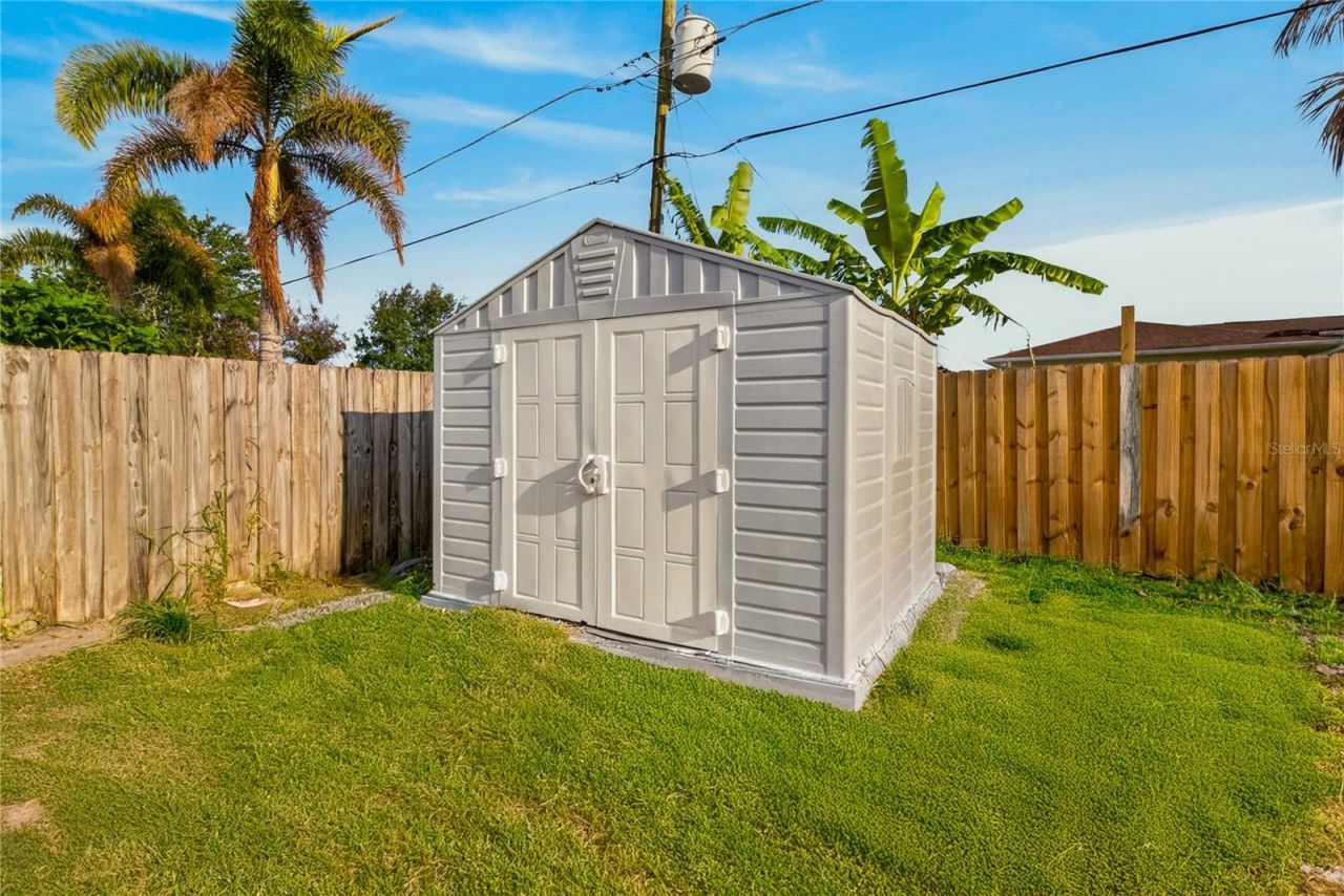 214 SE Duval Avenue , Port Saint Lucie, FL 34983 Photo
