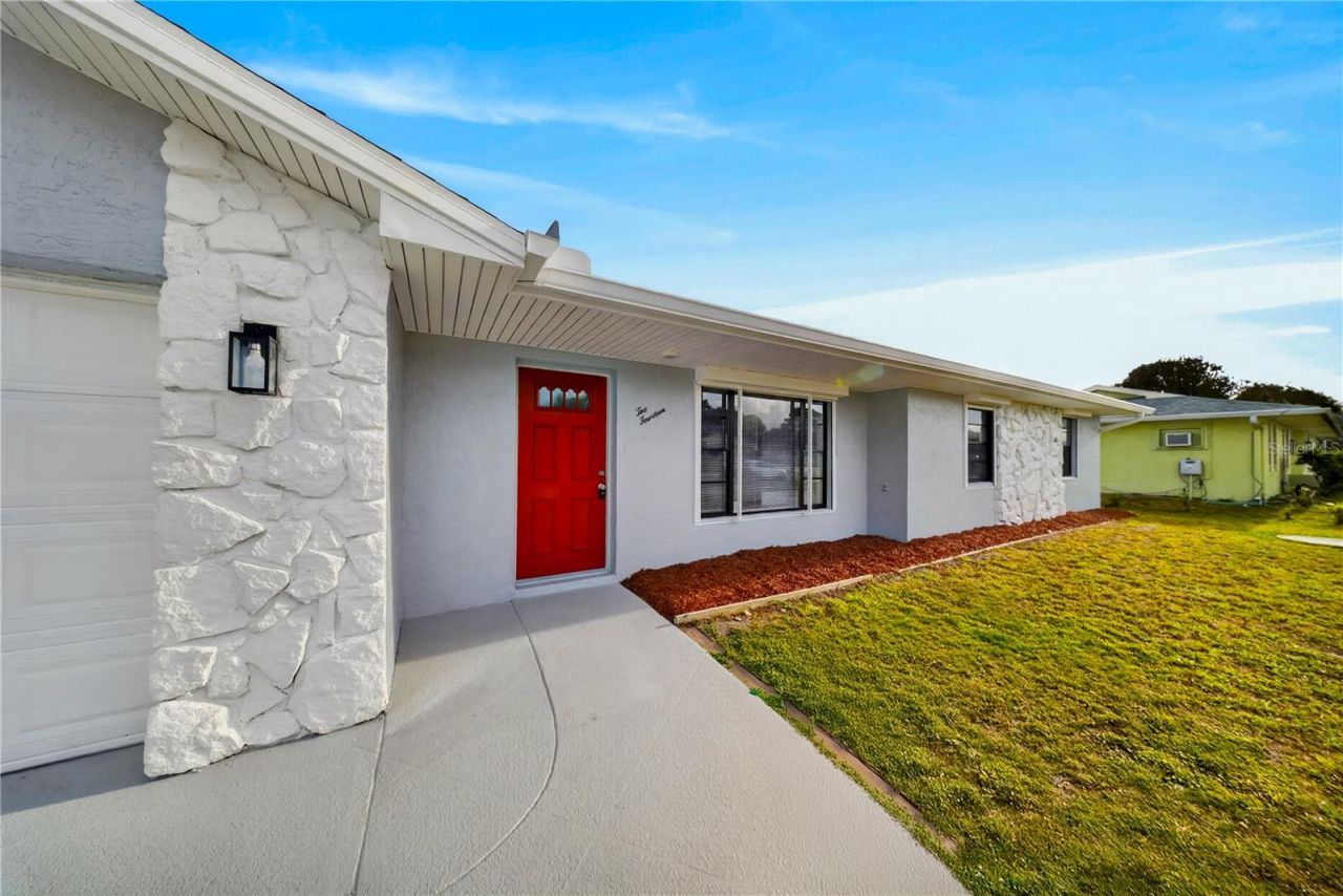 214 SE Duval Avenue , Port Saint Lucie, FL 34983 Photo