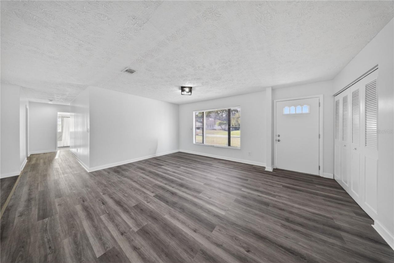214 SE Duval Avenue , Port Saint Lucie, FL 34983 Photo