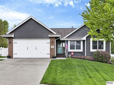 21211 McClellan Drive , Gretna, NE 68028