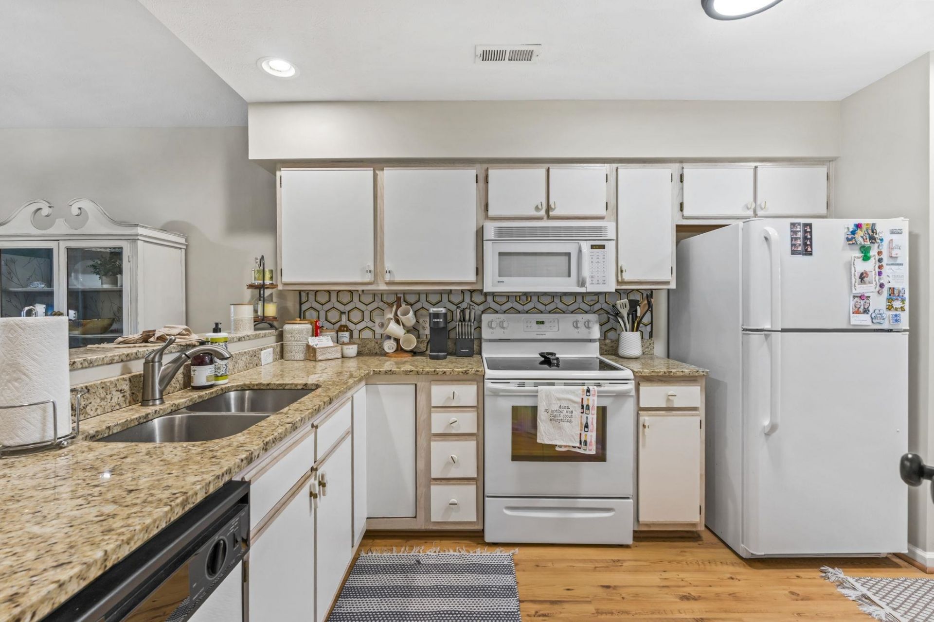23 Pinehurst Ln.  Photo 6