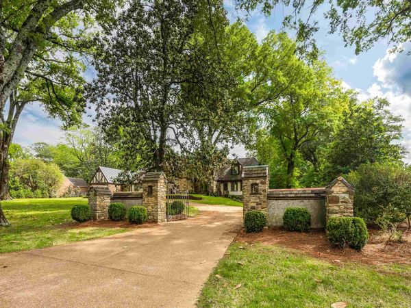 3945 GRANDVIEW AVE, Memphis, TN 38111