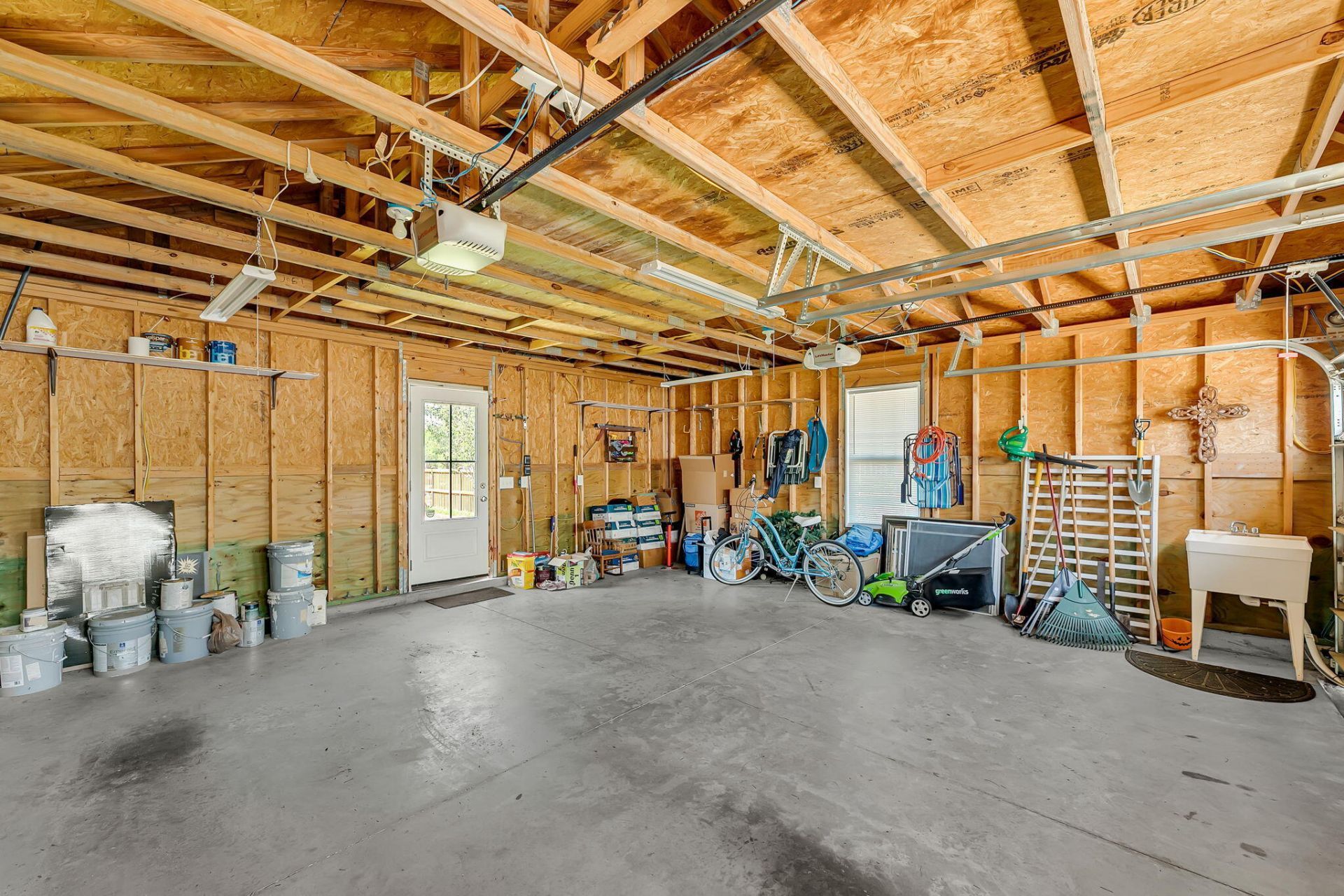 103 Nutmeg Way Photo 33