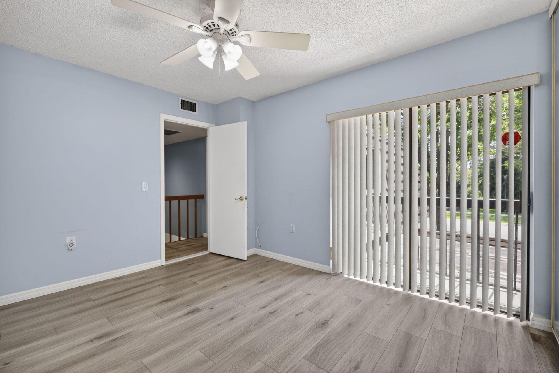 527 5th Terrace, Palm Beach Gardens, FL 33418 Photo