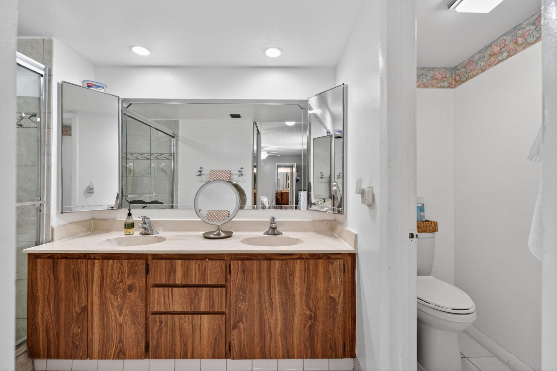 527 5th Terrace, Palm Beach Gardens, FL 33418 Photo