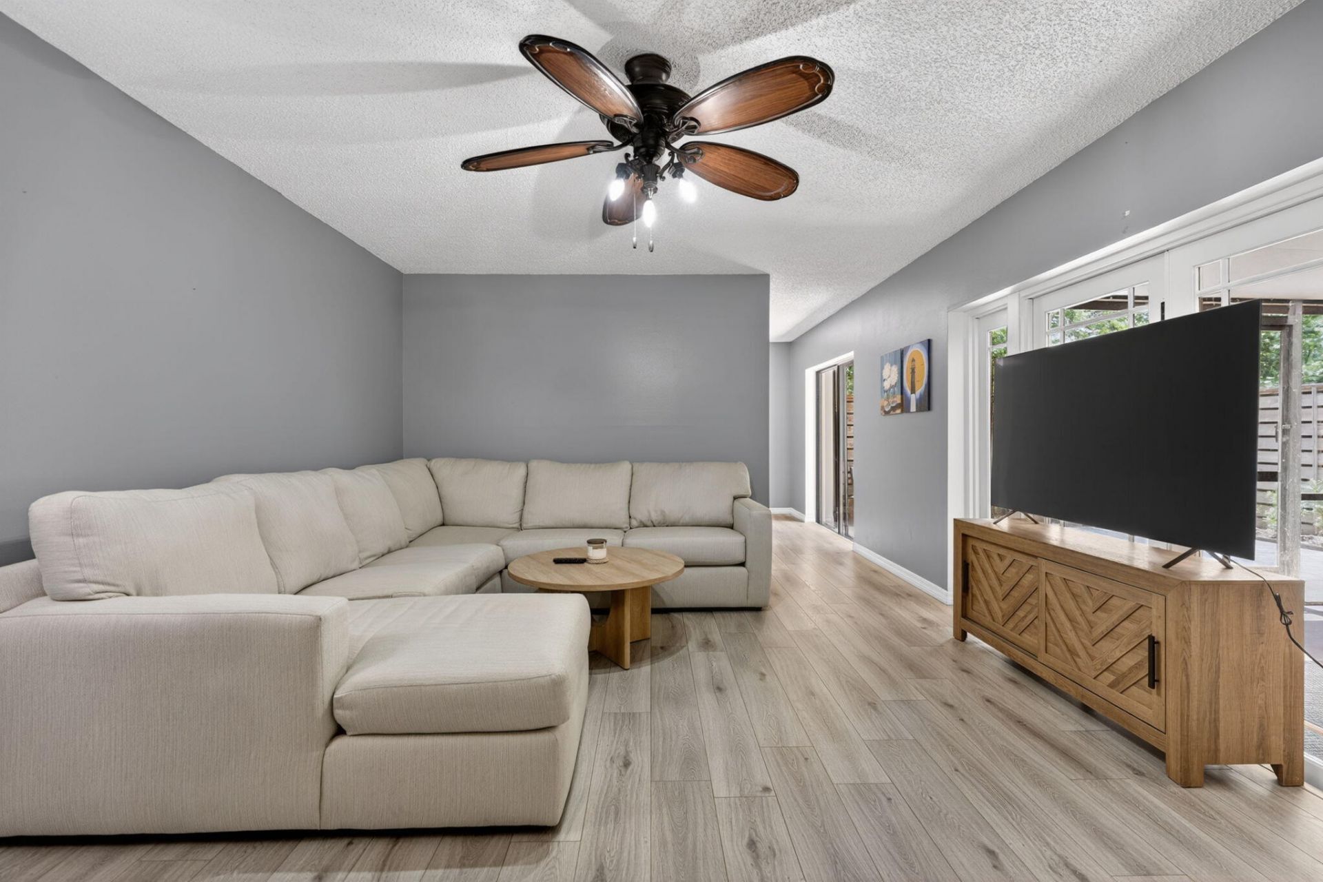 527 5th Terrace, Palm Beach Gardens, FL 33418 Photo