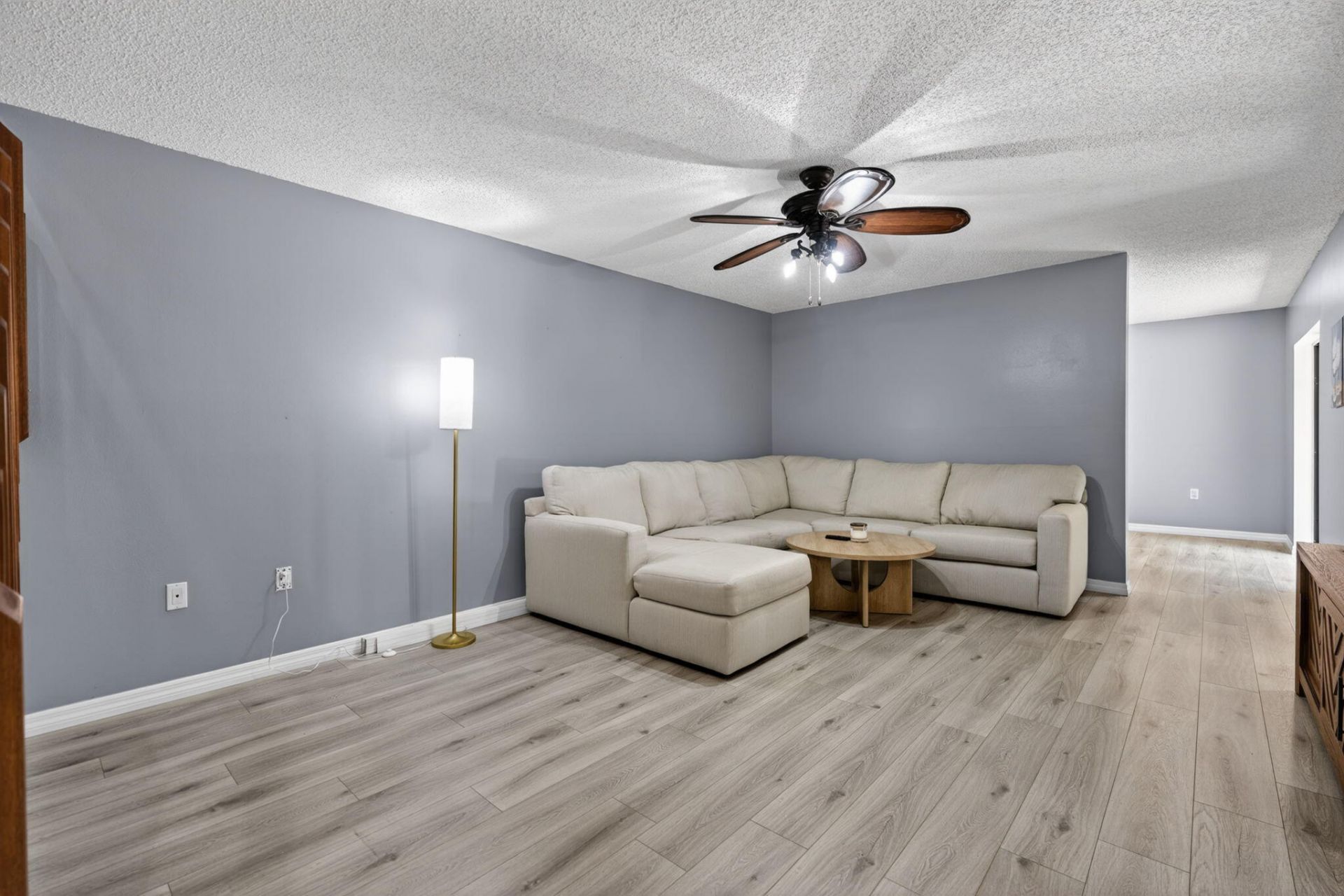 527 5th Terrace, Palm Beach Gardens, FL 33418 Photo