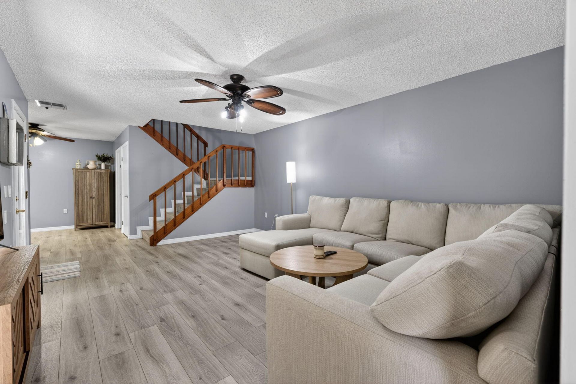 527 5th Terrace, Palm Beach Gardens, FL 33418 Photo