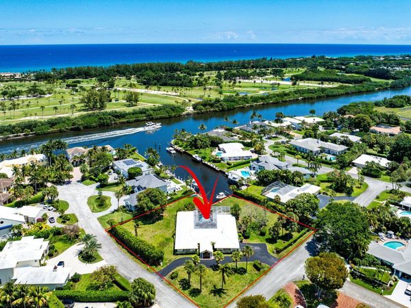 920 Emerald Row, Gulf Stream, FL 33483