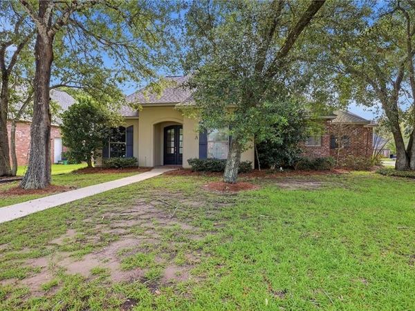807 SAND FOX RUN Street, Madisonville, LA 70447
