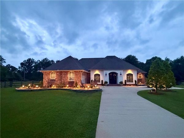 197 ORLEANS Avenue , Folsom, LA 70437