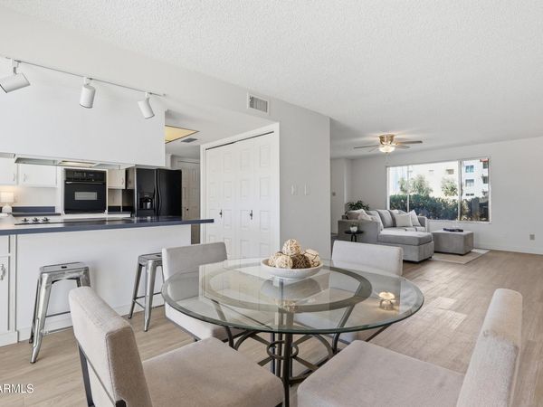 4713 W NORTHERN Avenue, Glendale, AZ 85301