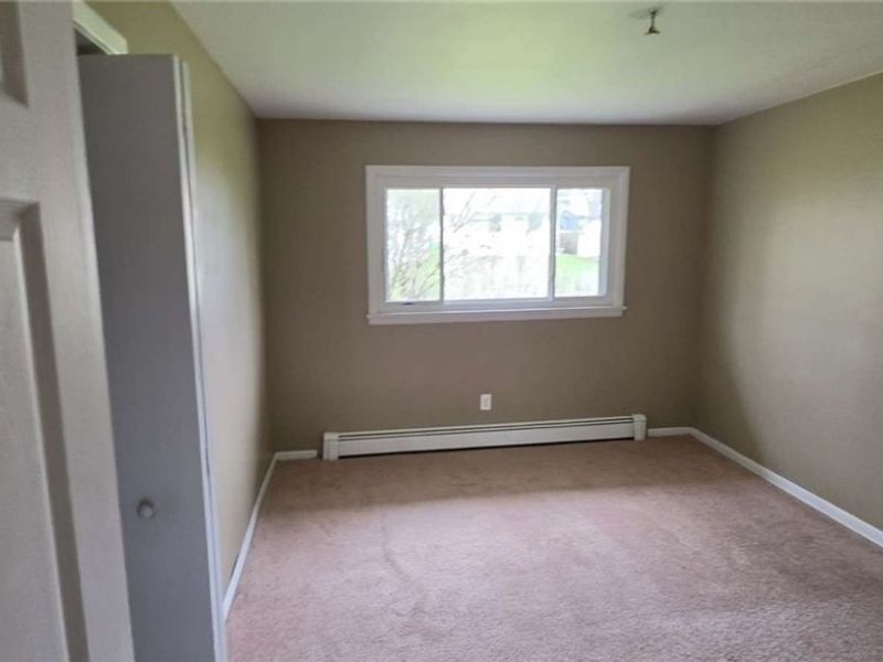 105 Mapledale Avenue , Bedford, OH 44146 Photo 10