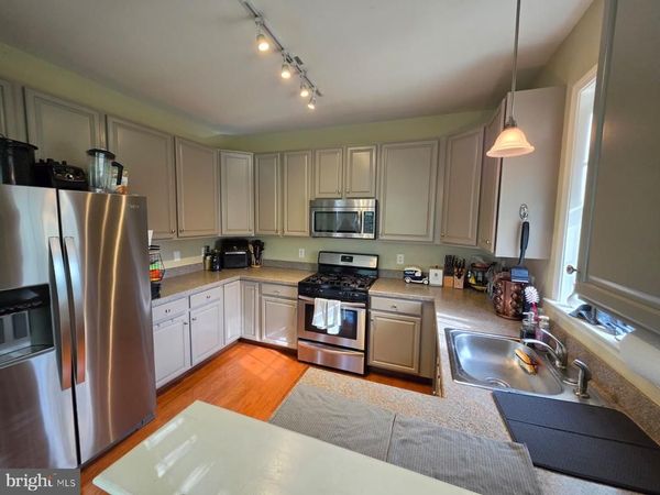 132 TIMBERLAKE DRIVE , EWING, NJ 08618
