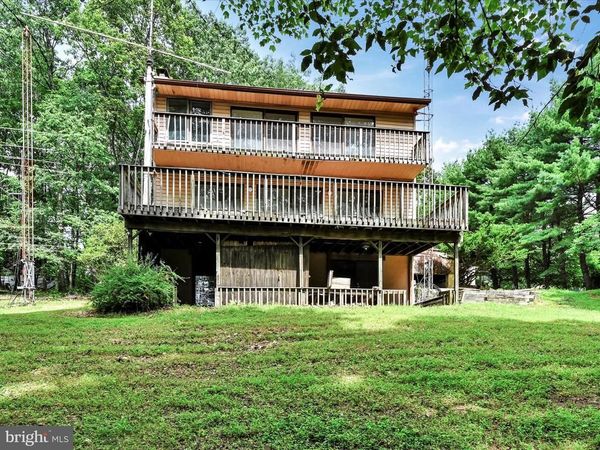 121 LONGVIEW DRIVE , SAYLORSBURG, PA 18353