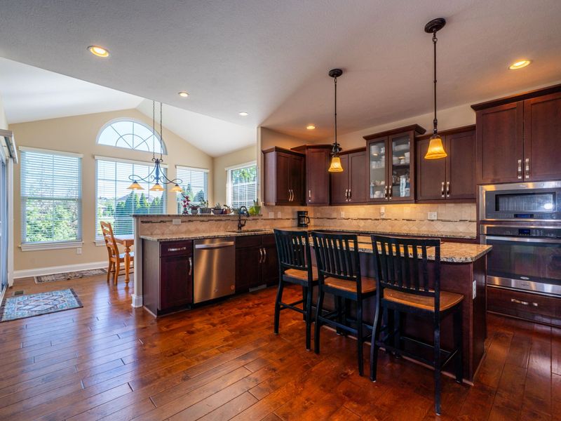 636 Brookmeade Court, Beavercreek, OH 45434 Photo 13
