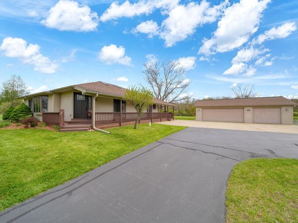 5299 Rives Junction Road, Jackson, MI 49201