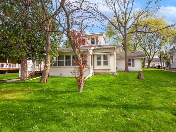 243 W Sumner St, Hartford, WI 53027