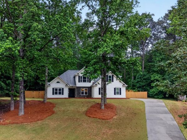85 Elmwood Drive, Sharpsburg, GA 30277