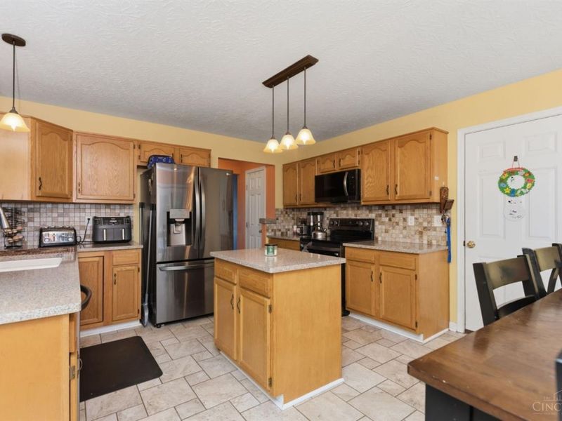 109 Zachary Drive, Williamsburg Twp, OH 45176 Photo 2