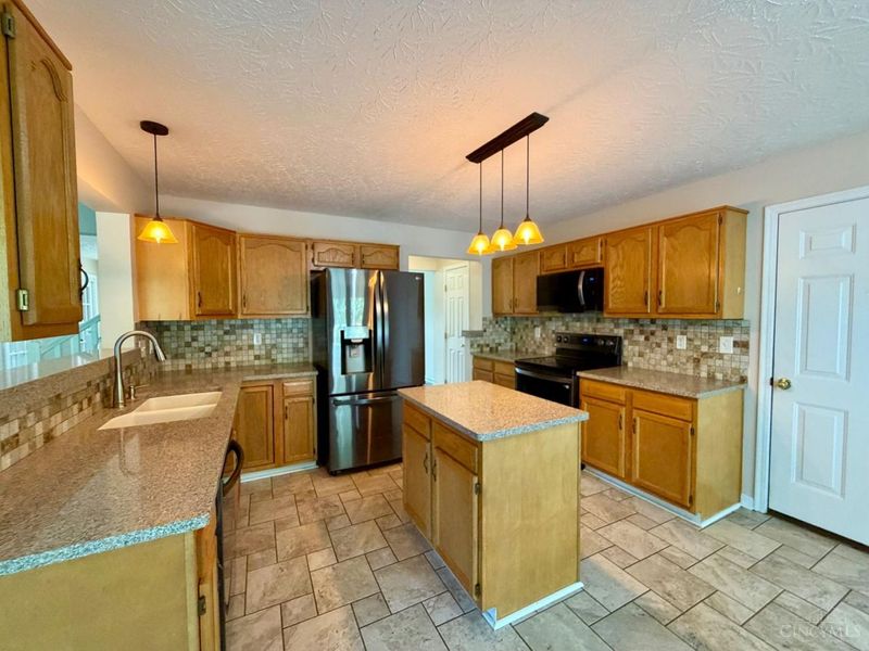 109 Zachary Drive, Williamsburg Township, OH 45176 Photo 5