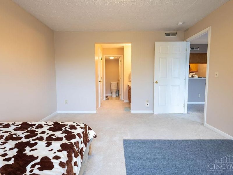 5769 Cheviot Road, Unit 2A, Cincinnati, OH 45247 Photo 18
