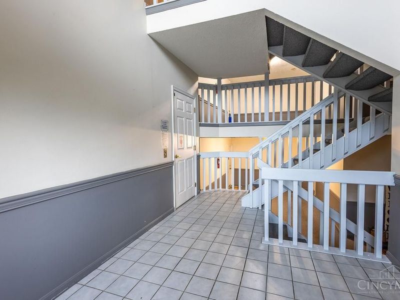 5769 Cheviot Road, Unit 2A, Cincinnati, OH 45247 Photo 5