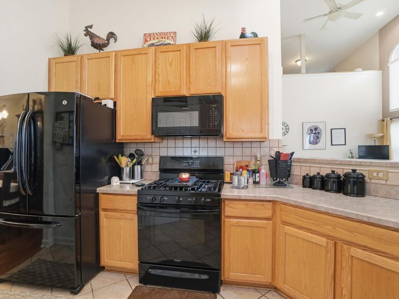 918 Lockmead Court , Pataskala, OH 43062 Photo 15